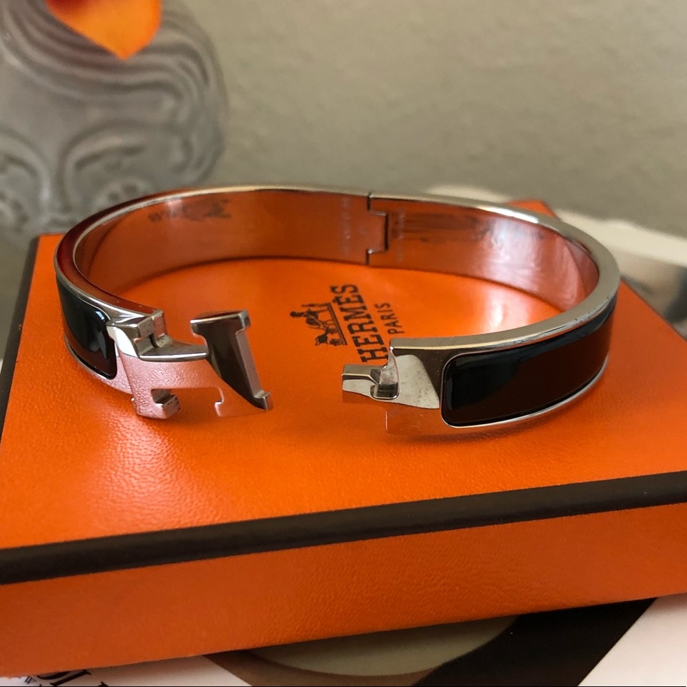 Hermès enamel clic H bracelet